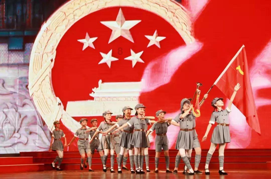 专业解答,问答月球是怎么形成的?,解决你的所有疑问